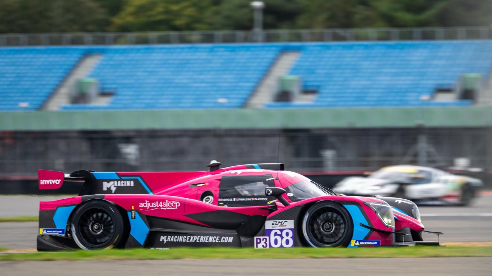 Nano López se adaptó rápido a Silverstone y se metió en el top 10 en los ensayos de la Michelin Le Mans Cup