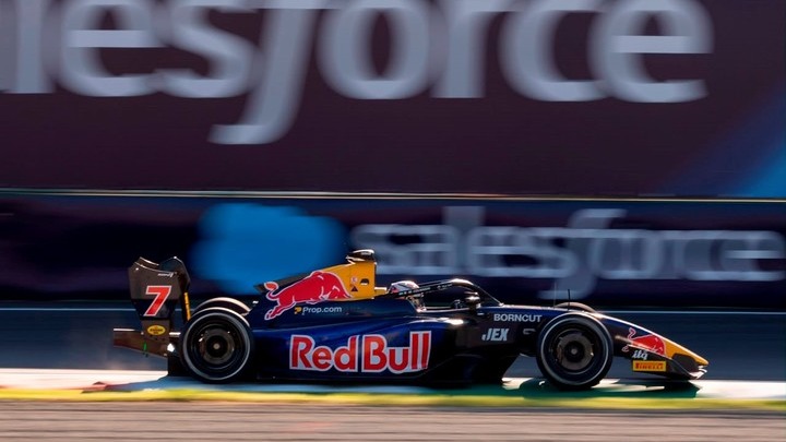 Colnaghi acelerando a fondo en los sectores rápidos del circuito madrileño