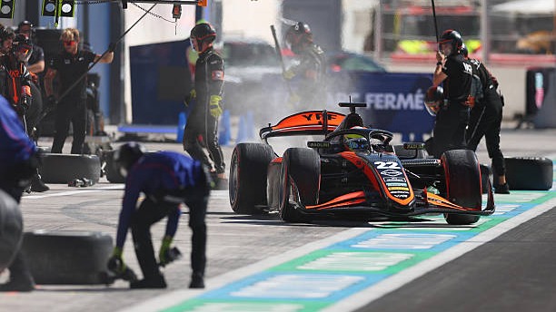 La detención en boxes en simultáneo le quitó segundos clave a Varrone en el pitlane