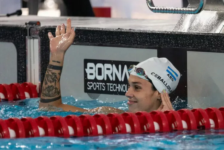 Macarena Ceballos y Martina Barbeito dieron su presencia en el podio de 200m pecho