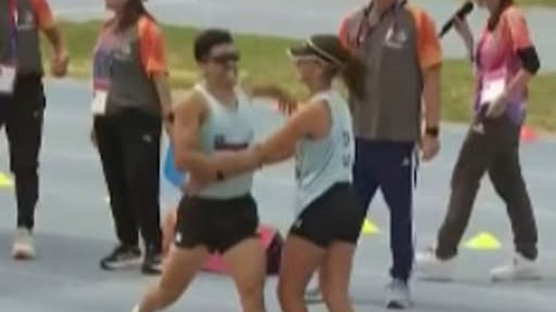 Serio y Serrano durante la prueba de obstáculos