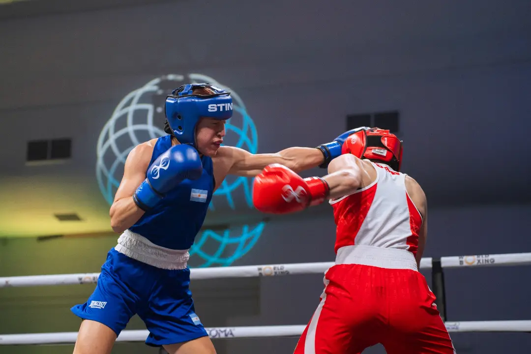 Melanie Martínez peleó la final de los 54 kg ante Venezuela, cayó 4-1 y se colgó la medalla de plata