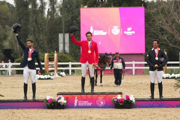 El podio final del concurso completo individual