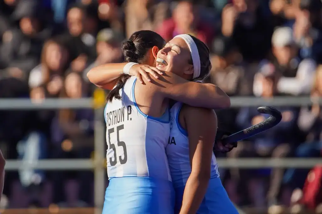Las Leonas celebran en el Estadio ASH tras ganar el oro