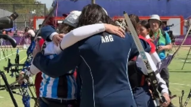 Alma Pueyo, María Giudice y Wanda Arca le ganaron 6 a 2 a Perú y se colgaron el bronce en el equipo recurvo femenino, en el segundo día del tiro con arco en Santa Fe 2026