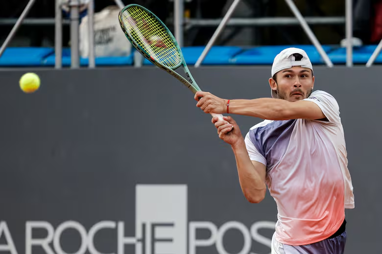 Alex Barrena en plena acción en el Challenger de Buenos Aires
