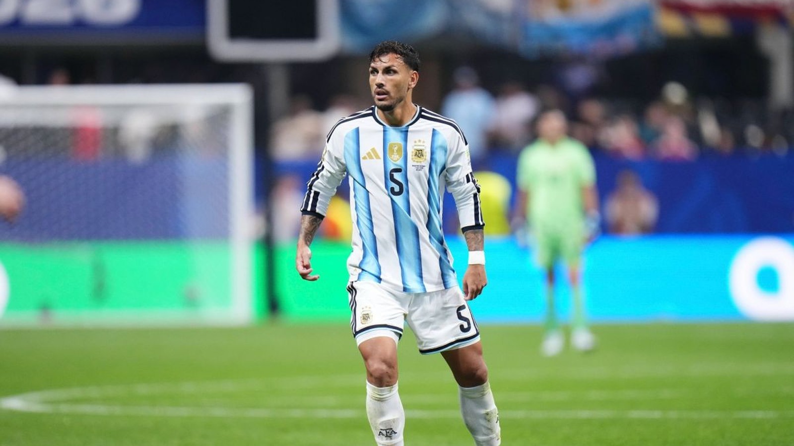 La AFA apeló ante la FIFA la sanción de diez partidos a Paredes y busca reducirla a tres: "El castigo estuvo muy por encima del promedio"
