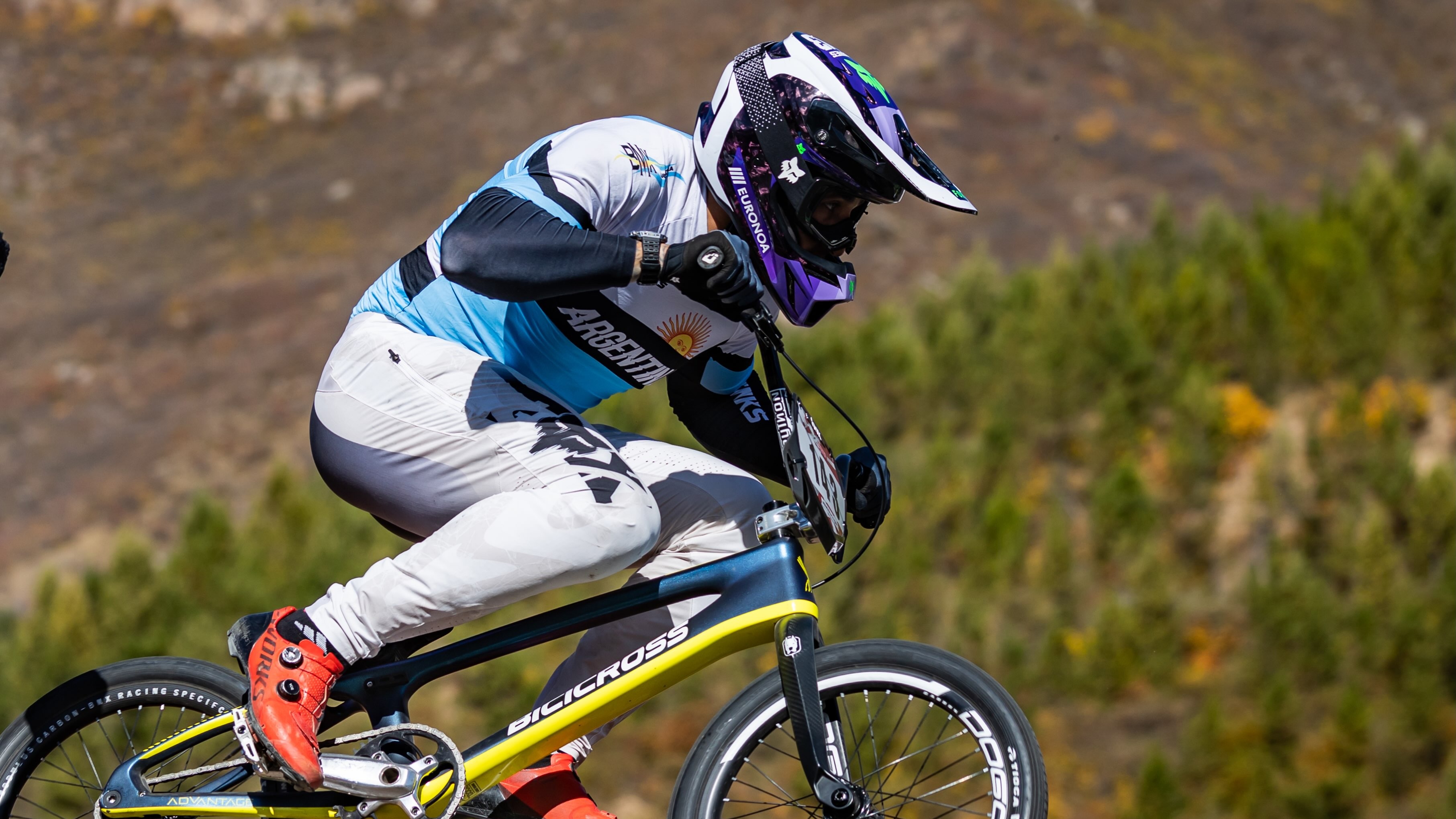 Cierre de la gira asiática en Chongli: el BMX Racing argentino sumó puntos clave rumbo a Los Ángeles 2028