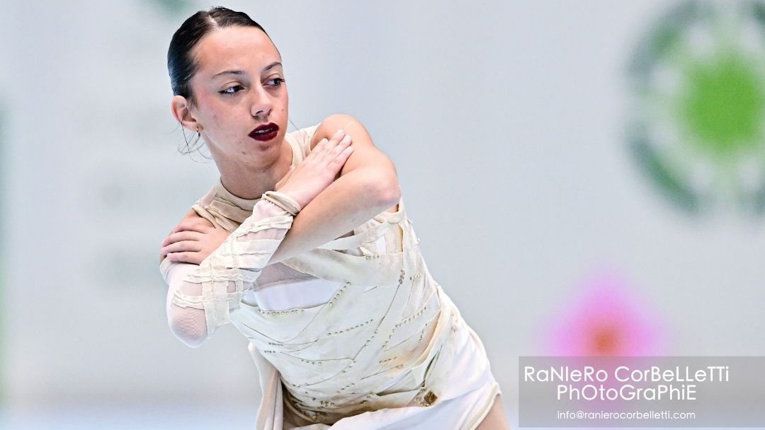 Giuliana Scamarda en su prueba de patinaje artístico en Asunción 2026. (Foto: Raniero Corbelletti / @ranierocorbellettiphotographie)