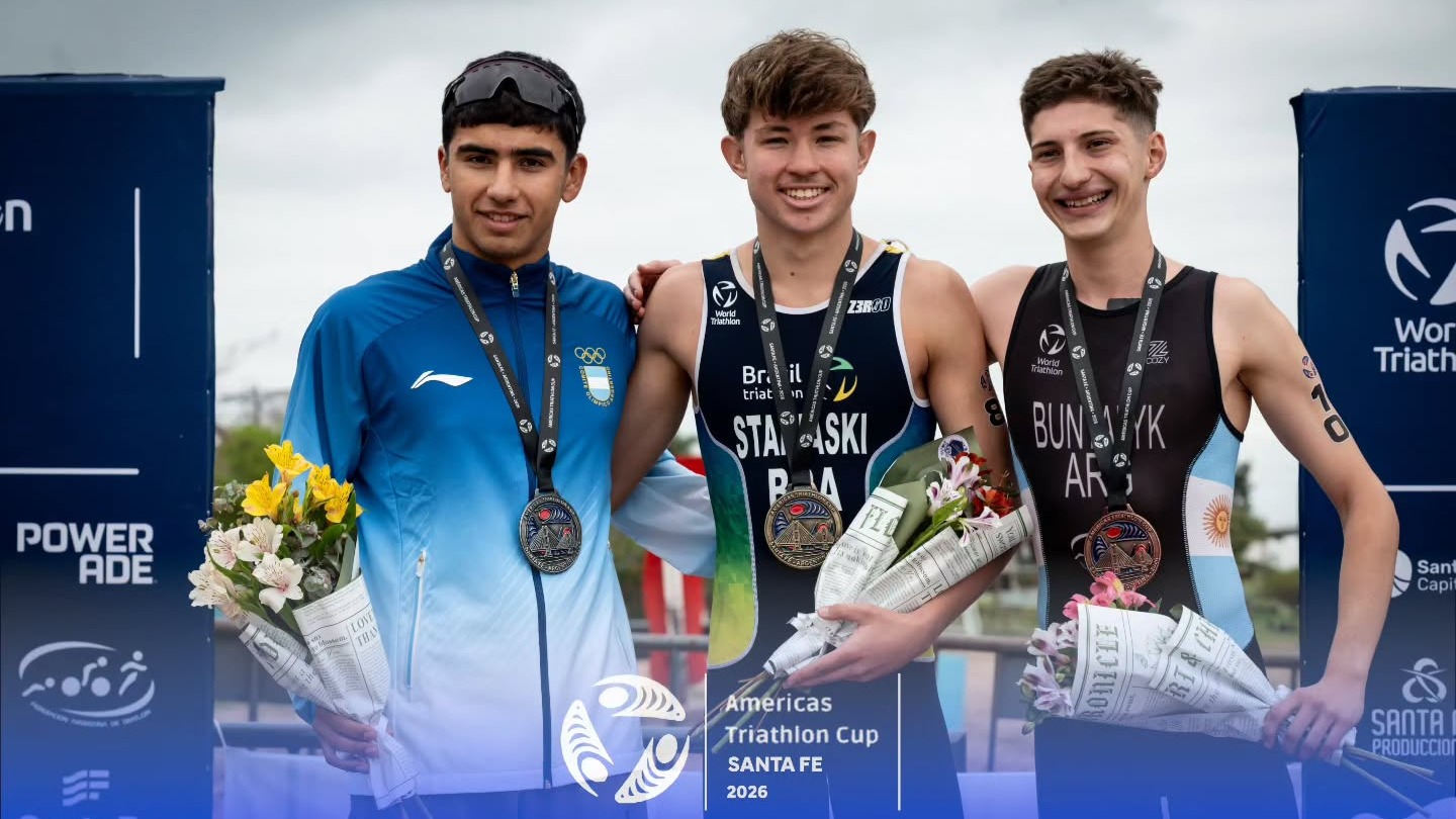 Doble podio argentino en la categoría Junior de la Copa Continental de Triatlón en Santa Fe