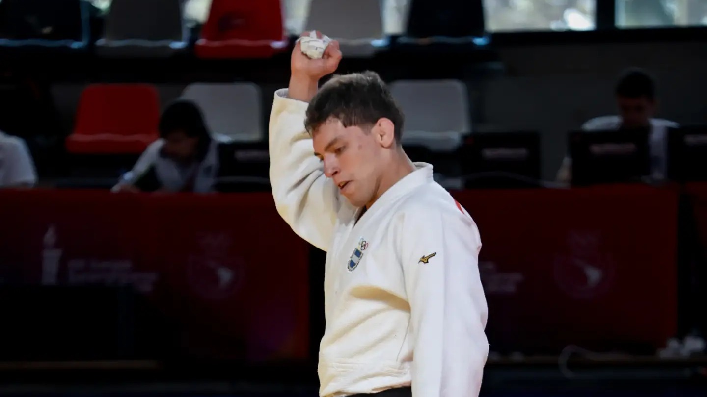 Agustín Gil ganó dos combates en el Mundial de Judo de Bakú antes de caer ante un ex finalista olímpico