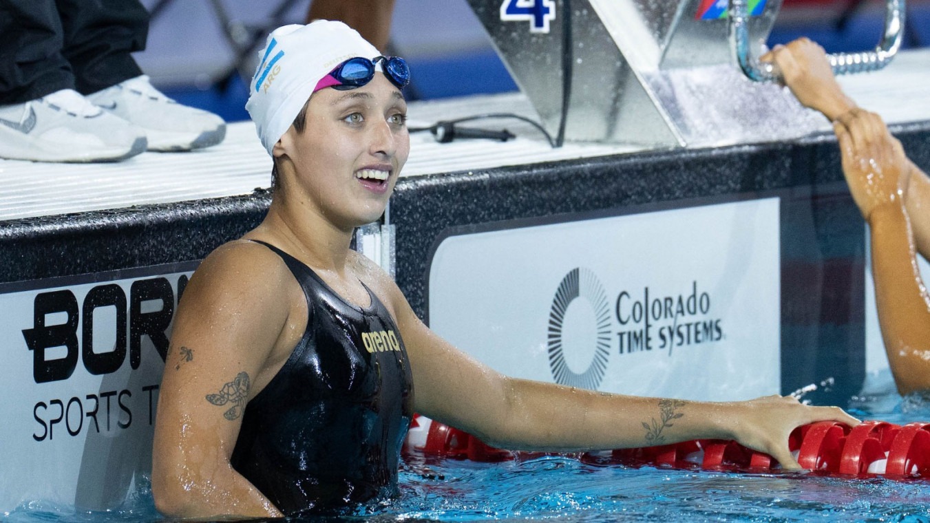 Imparable tras la operación: Agostina Hein batió un récord sudamericano y uno nacional en su regreso a la pileta