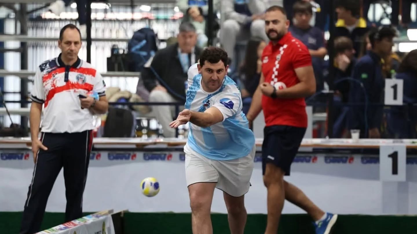 Argentina va por el título mundial en parejas masculinas ante Uruguay y brilla en el certamen mixto